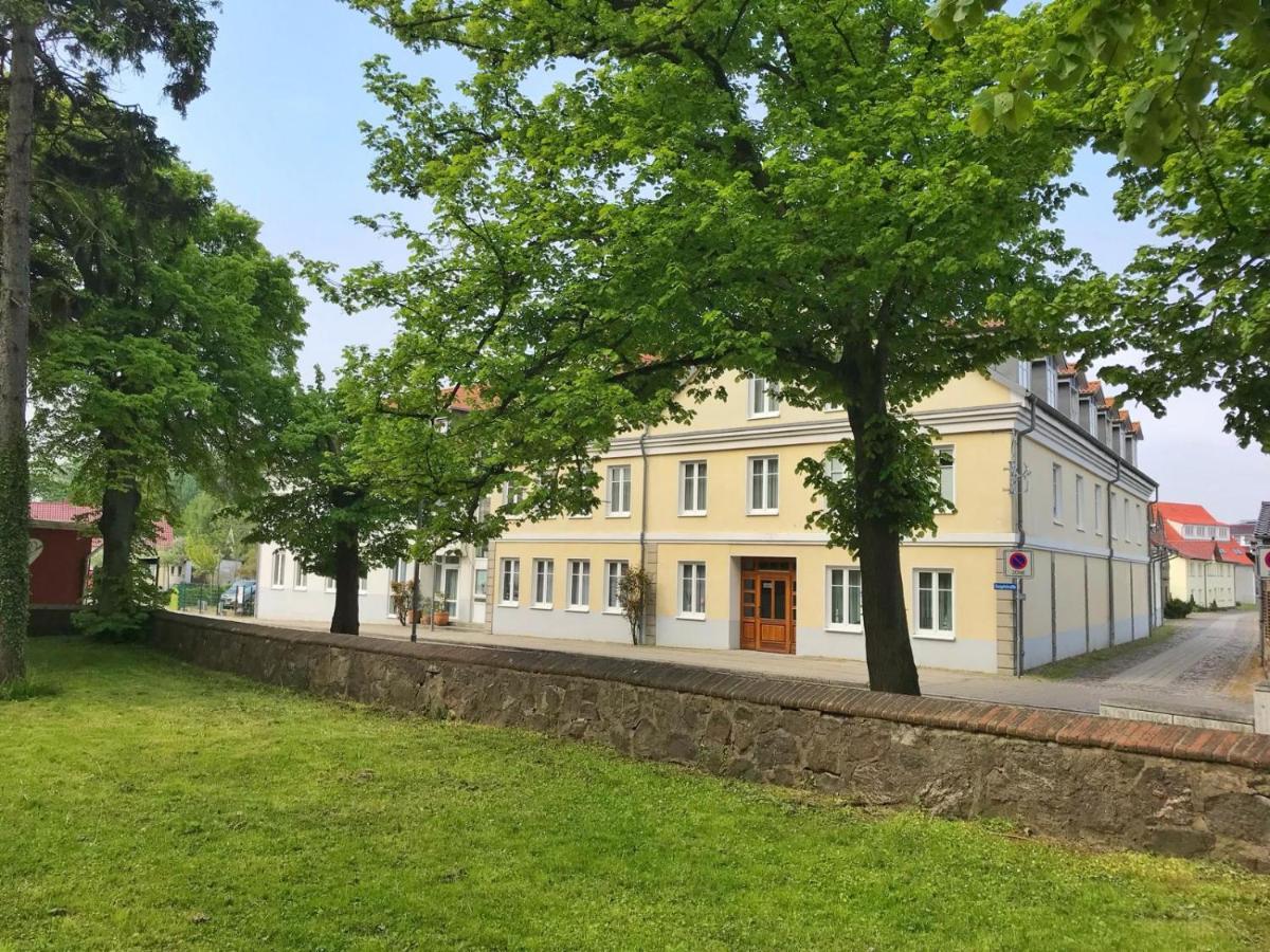 Hafenresidenz - Ferienwohnung 17 "Zugvogel" Wiek auf Rügen Buitenkant foto