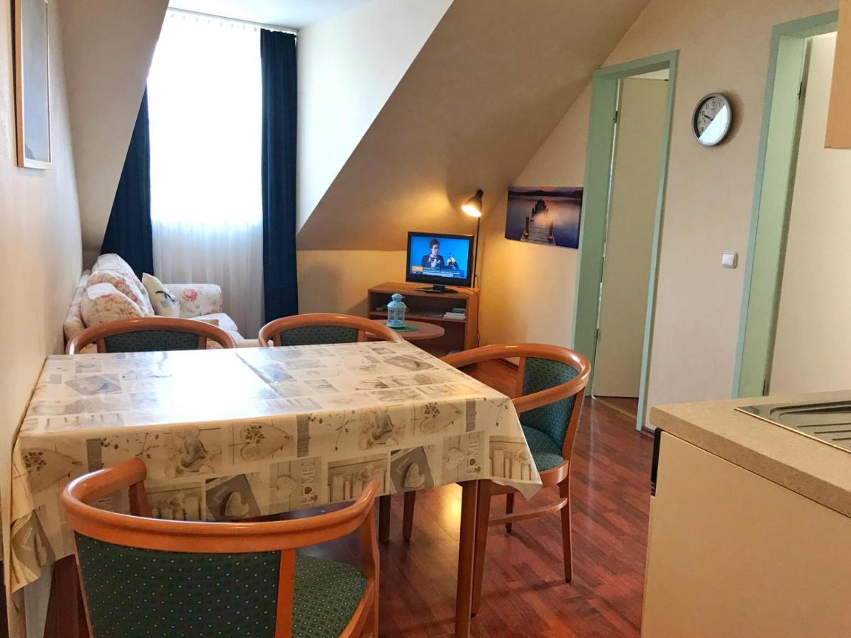 Hafenresidenz - Ferienwohnung 17 "Zugvogel" Wiek auf Rügen Buitenkant foto